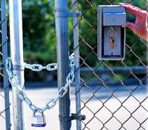 Padlock/Fence